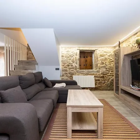 House - 3 Bedrooms With Wifi - 60241 Corme